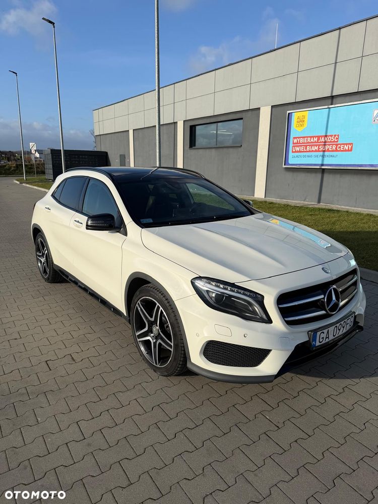 Mercedes-Benz GLA 250 4-Matic - 3
