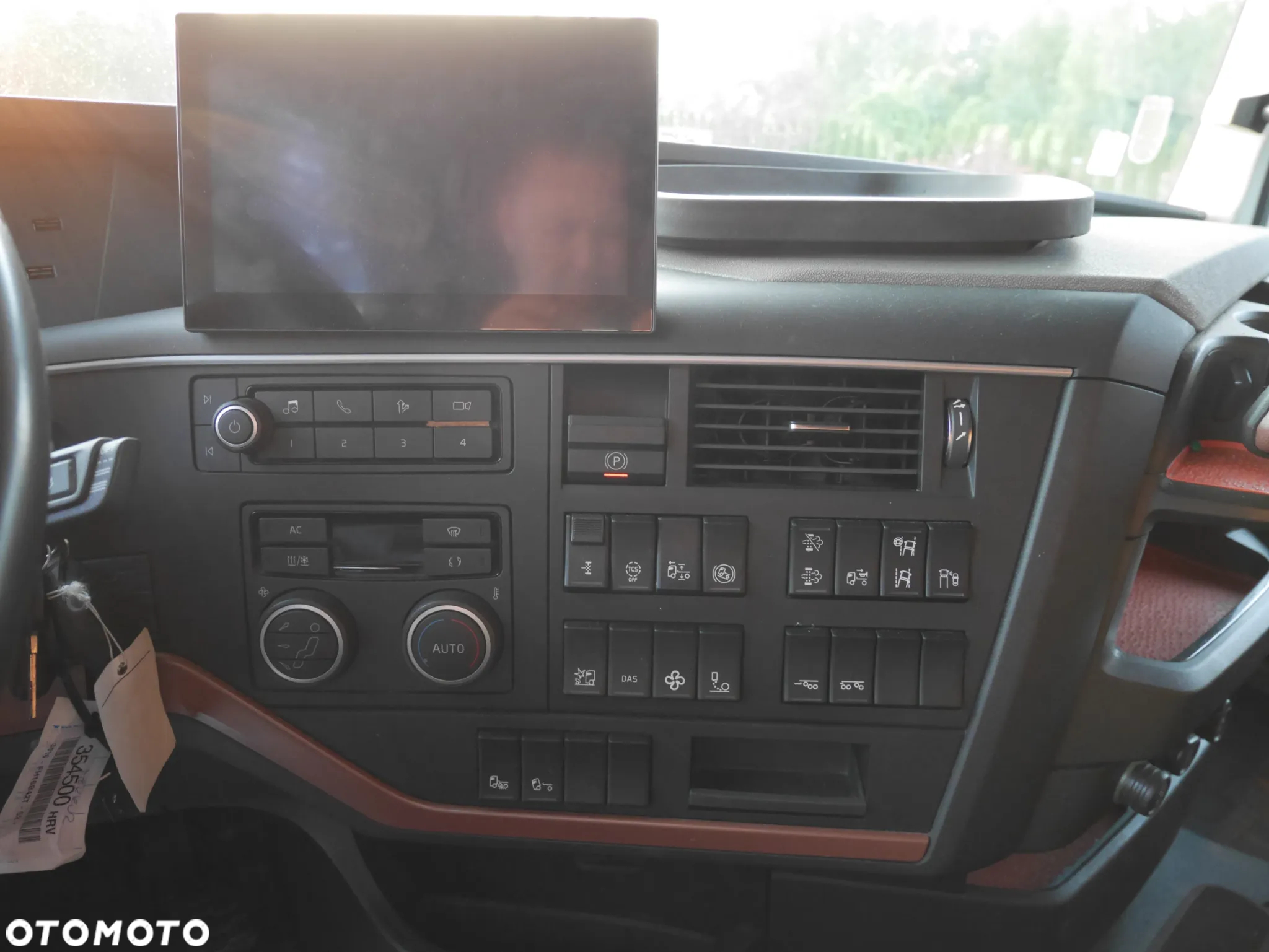 Volvo FH 16 750 KM/ XXL / FULL OPCJA/ STANDARD/ EURO-6 - 19