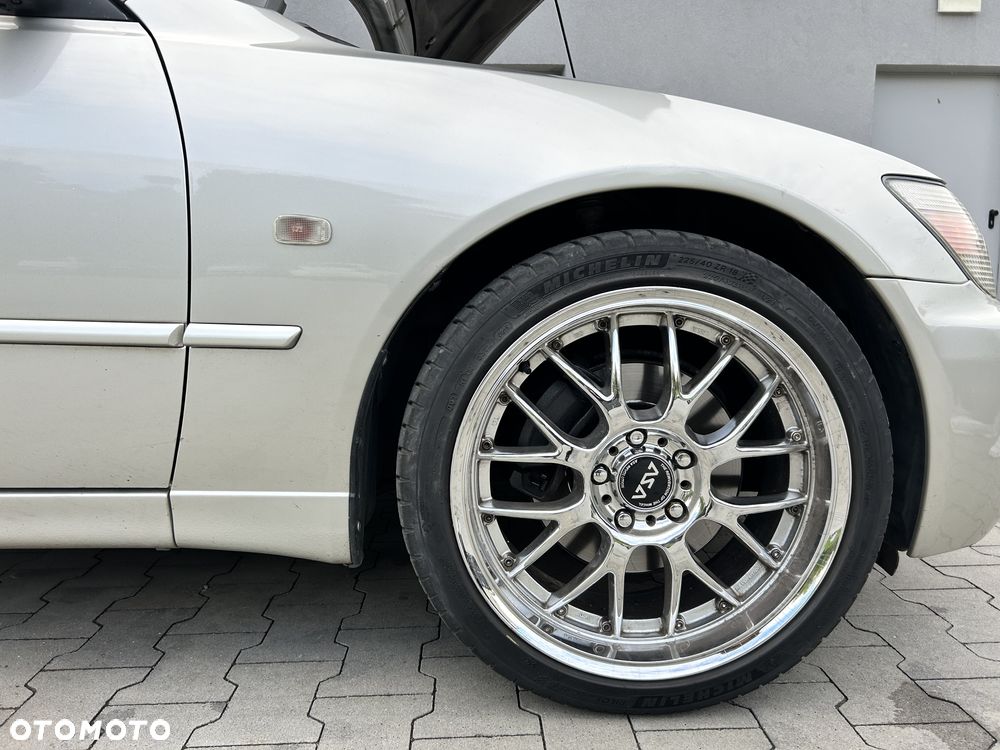 Lexus IS 200 Classic - 23