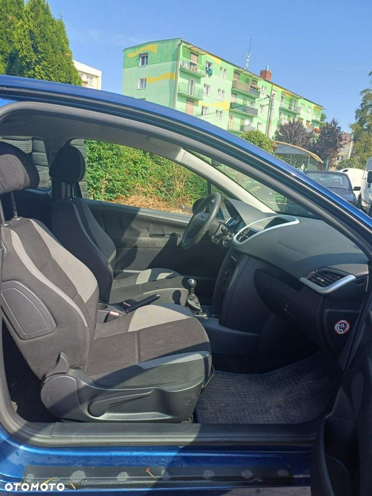 Peugeot 207 - 4