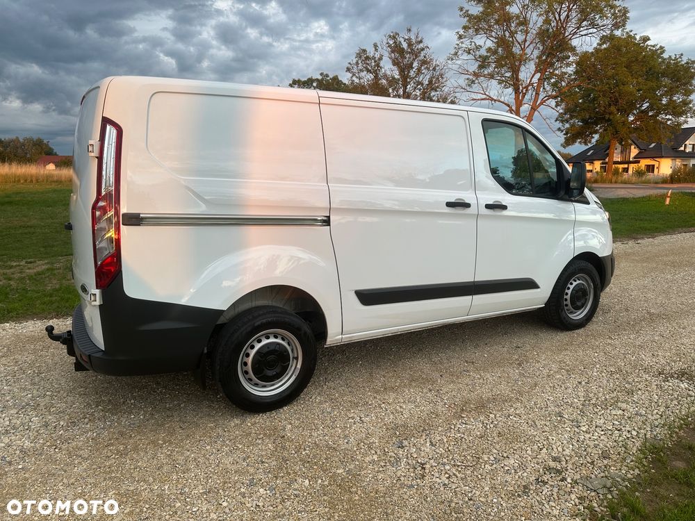 Ford Transit Custom - 8