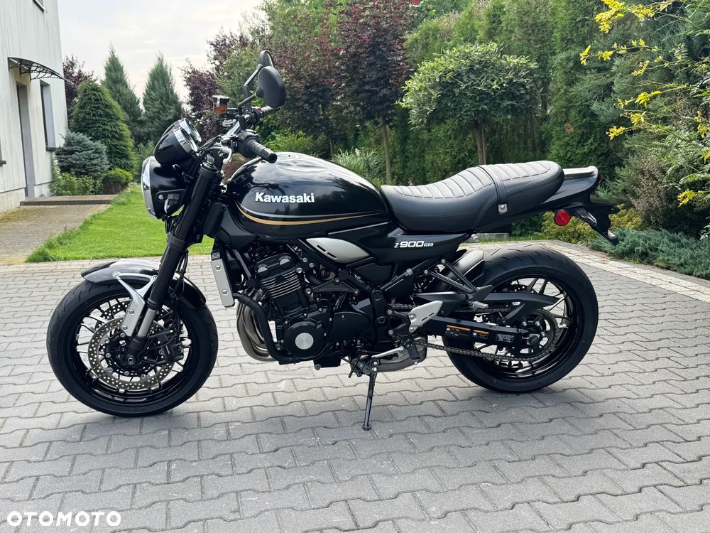 Kawasaki Z 900 RS - 11