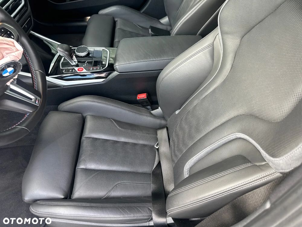 BMW M3 Competition xDrive sport - 32