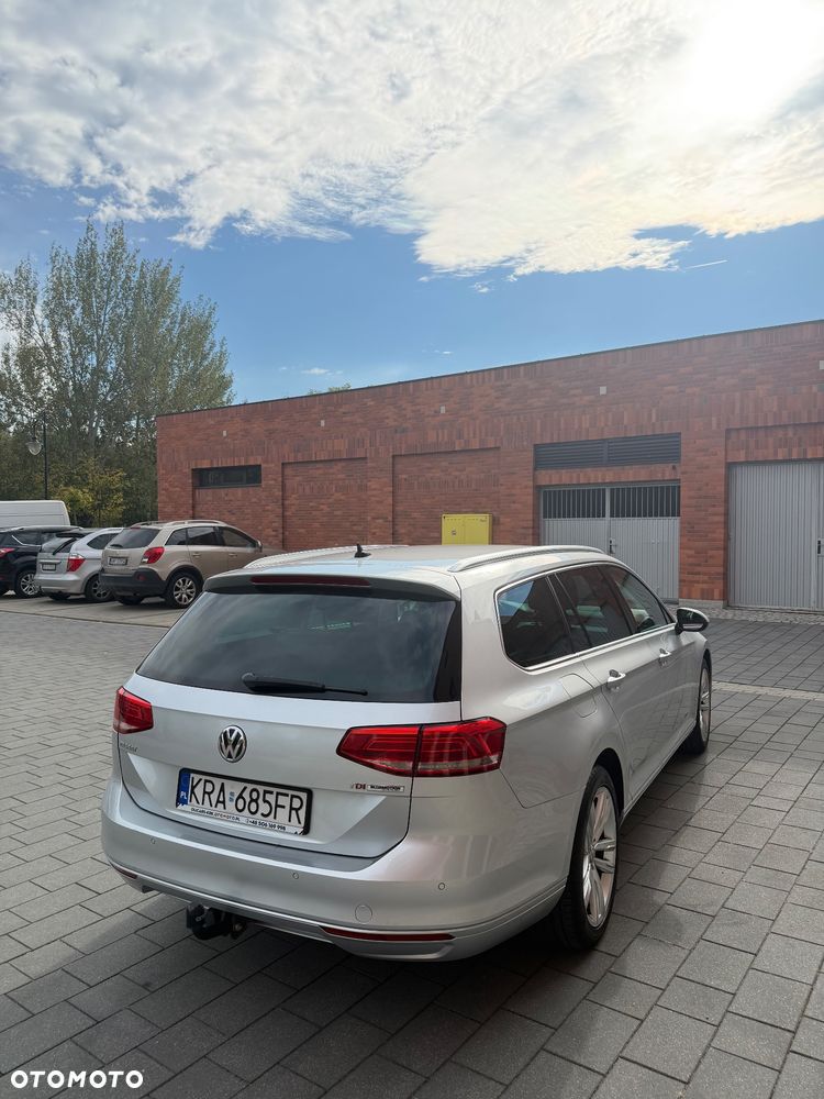 Volkswagen Passat 1.6 TDI (BlueMotion Technology) Comfortline - 19
