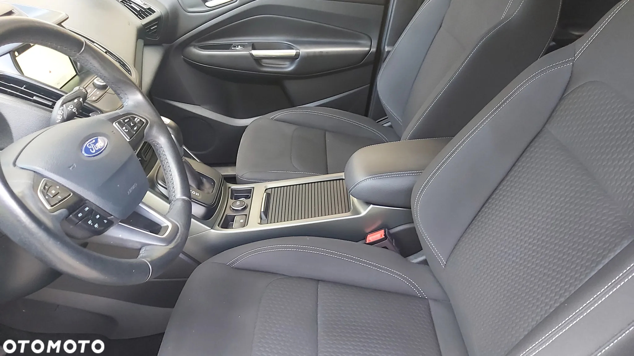 Ford Kuga - 15