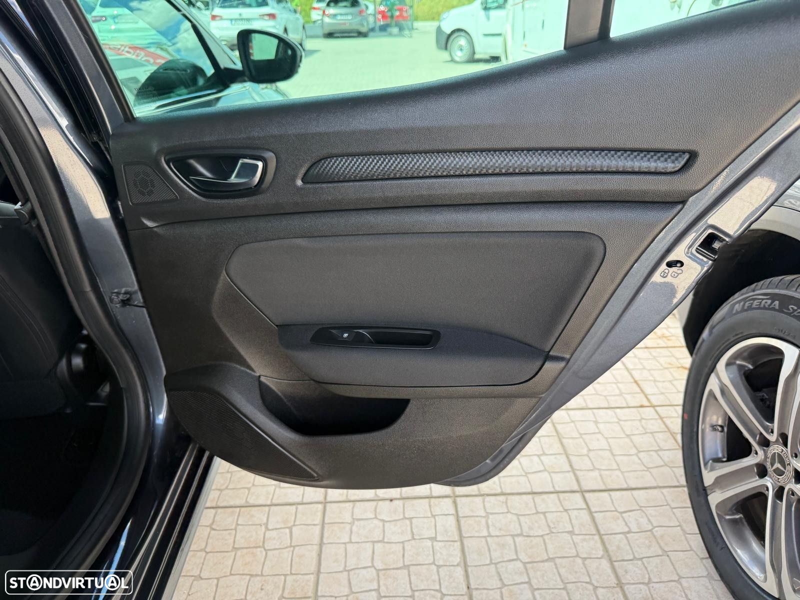Renault Mégane 1.3 TCe Limited - 17