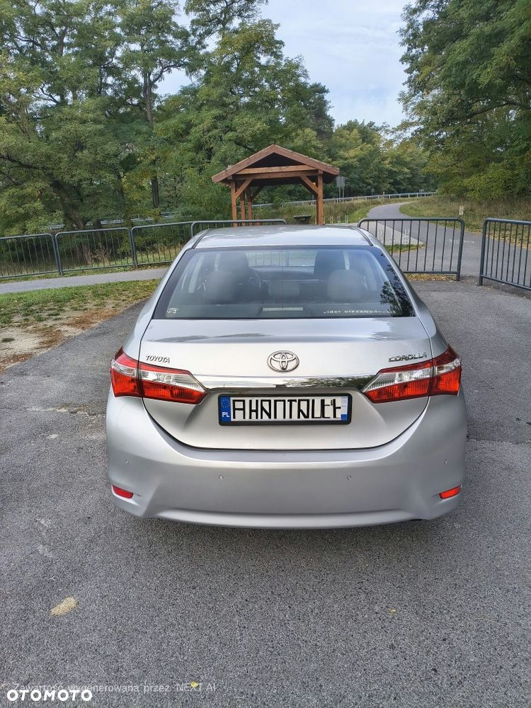 Toyota Corolla 2015 photo 2
