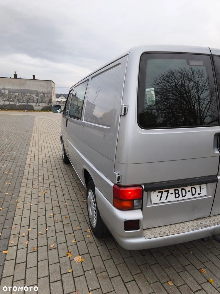 Volkswagen Transporter - 18
