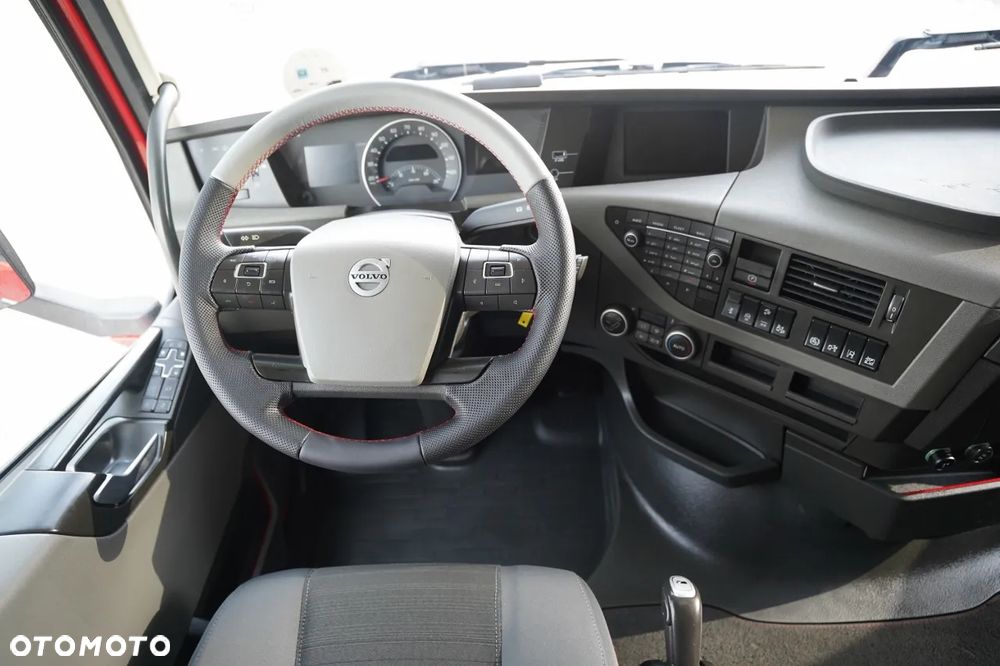 Volvo FH 460 / ZESTAW TANDEM / 120 M3 / PRZEJAZDOWY / I-SAVE / KLIMA POSTOJOWA / OŚ PODNOSZONA SKRĘTNA / WIELTON / PLANDEKA ZBROJONA - 27