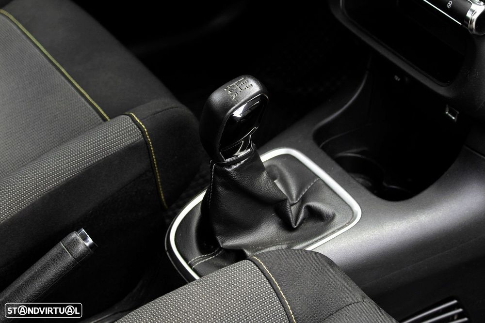 Citroën C3 1.2 PureTech C-Series - 14