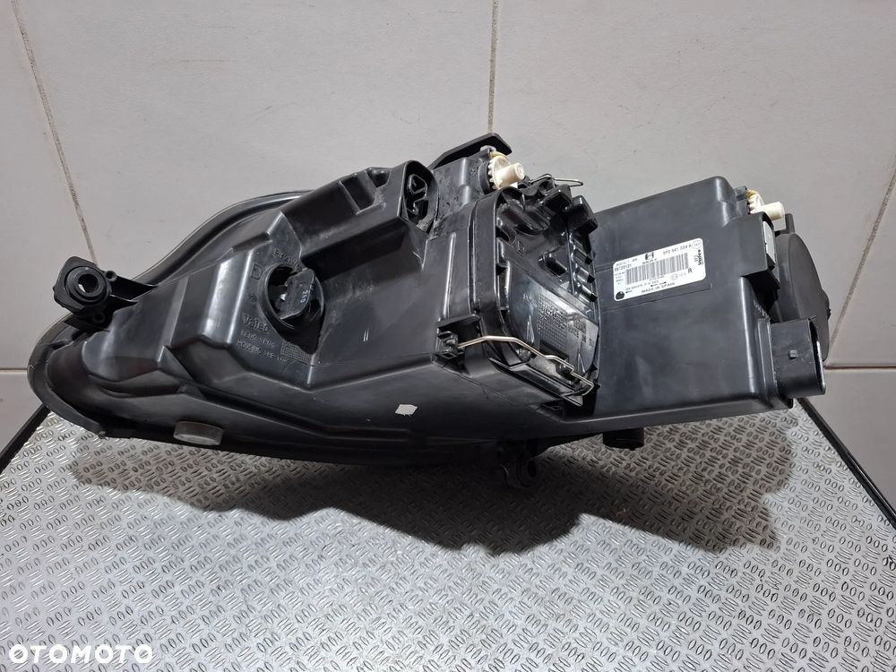 Lampa prawy przód zwykła Seat Leon II Rok 2010 anglik nr 5P2941034A - 6