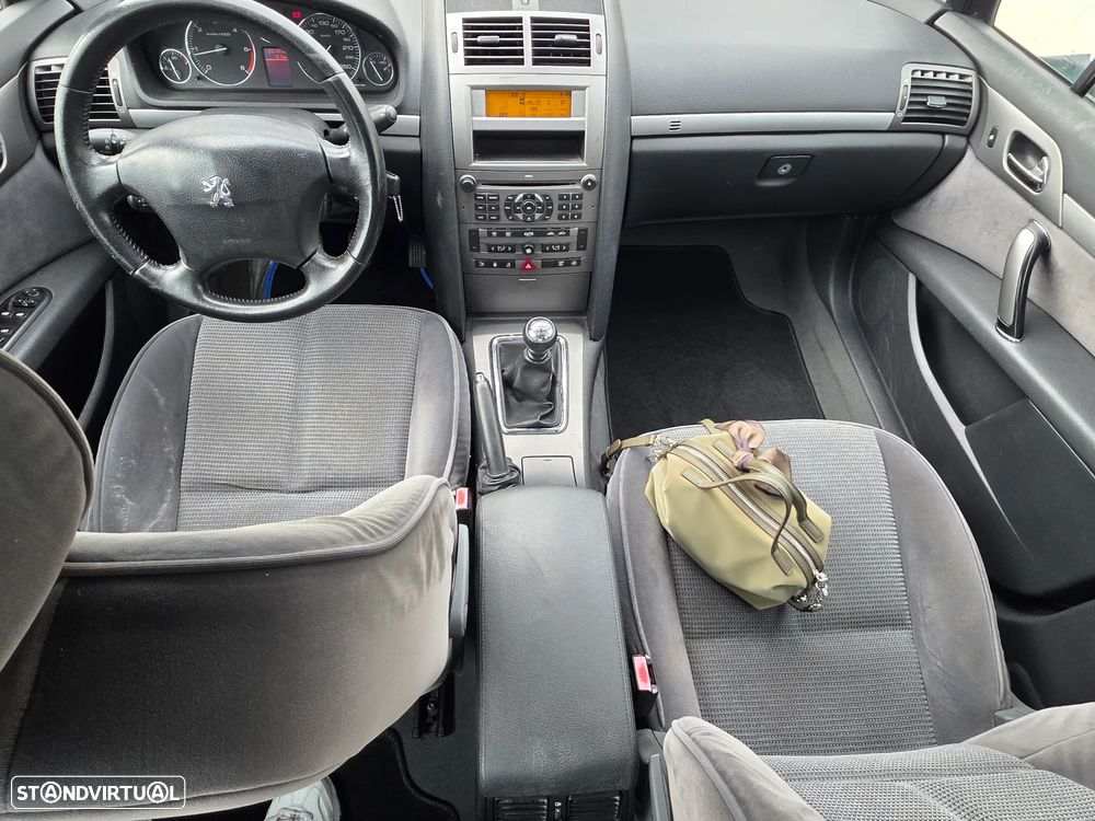 Peugeot 407 SW 2.0 HDi Executive - 18