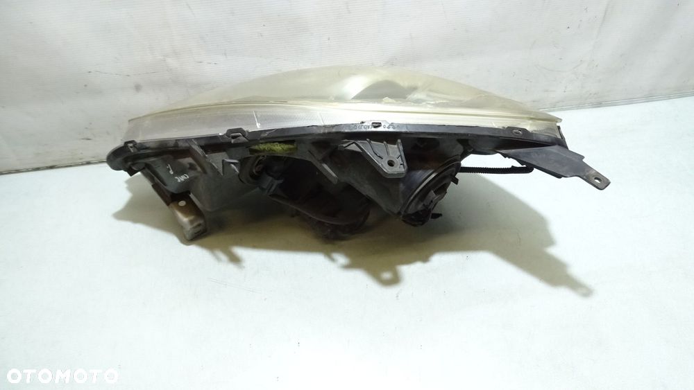 LAMPA PRAWA PRZEDNIA HONDA CIVIC VII - 6
