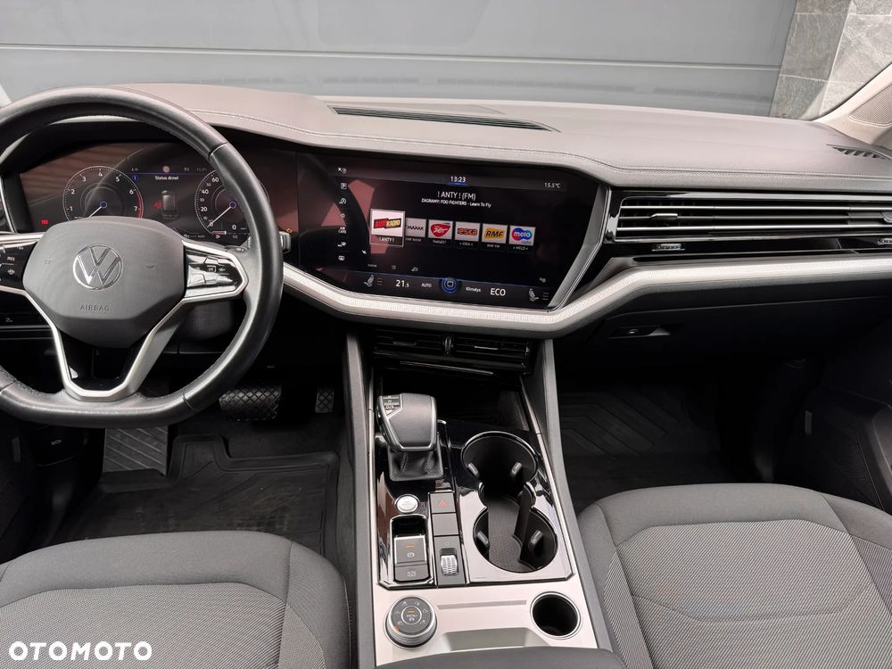 Volkswagen Touareg - 7