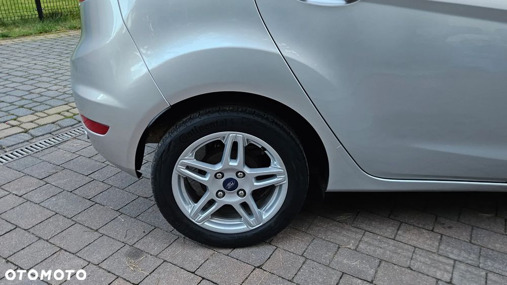 Ford Fiesta - 38