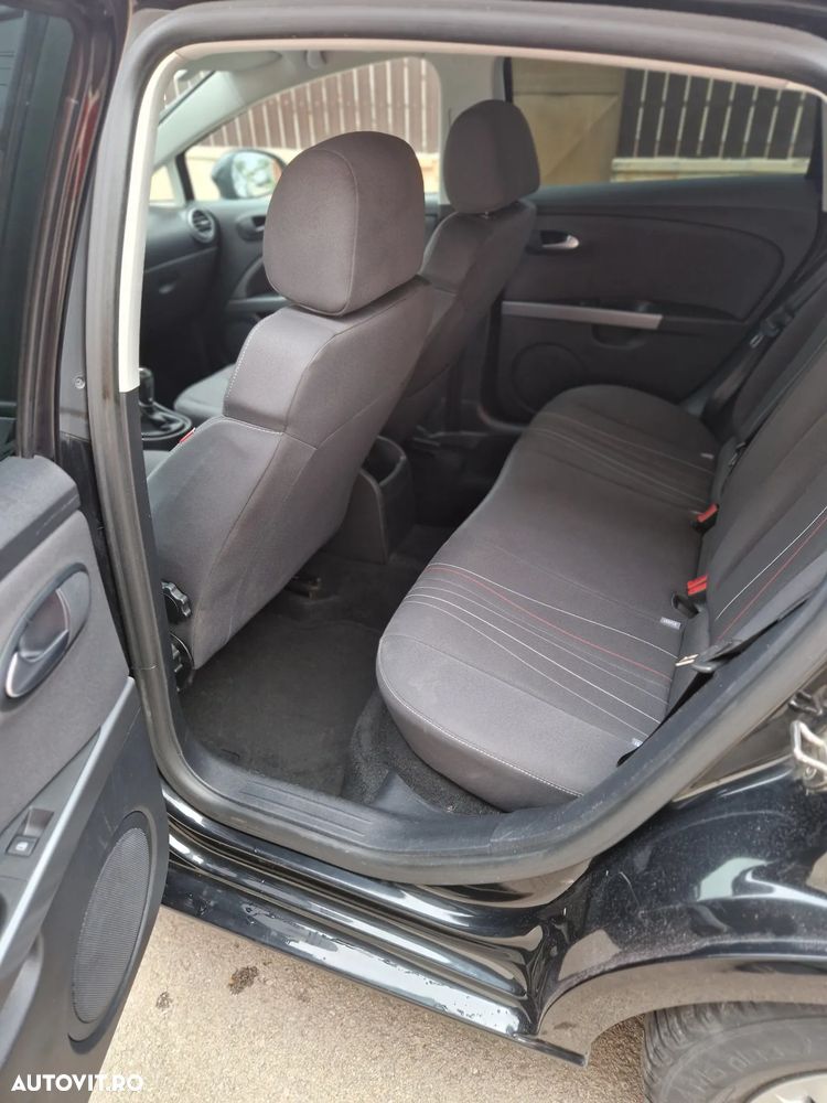 Seat Leon 1.6 TDI DPF Style Copa - 11