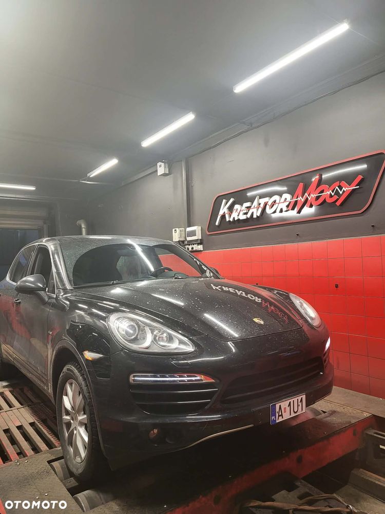 Porsche Cayenne Tiptronic S - 30
