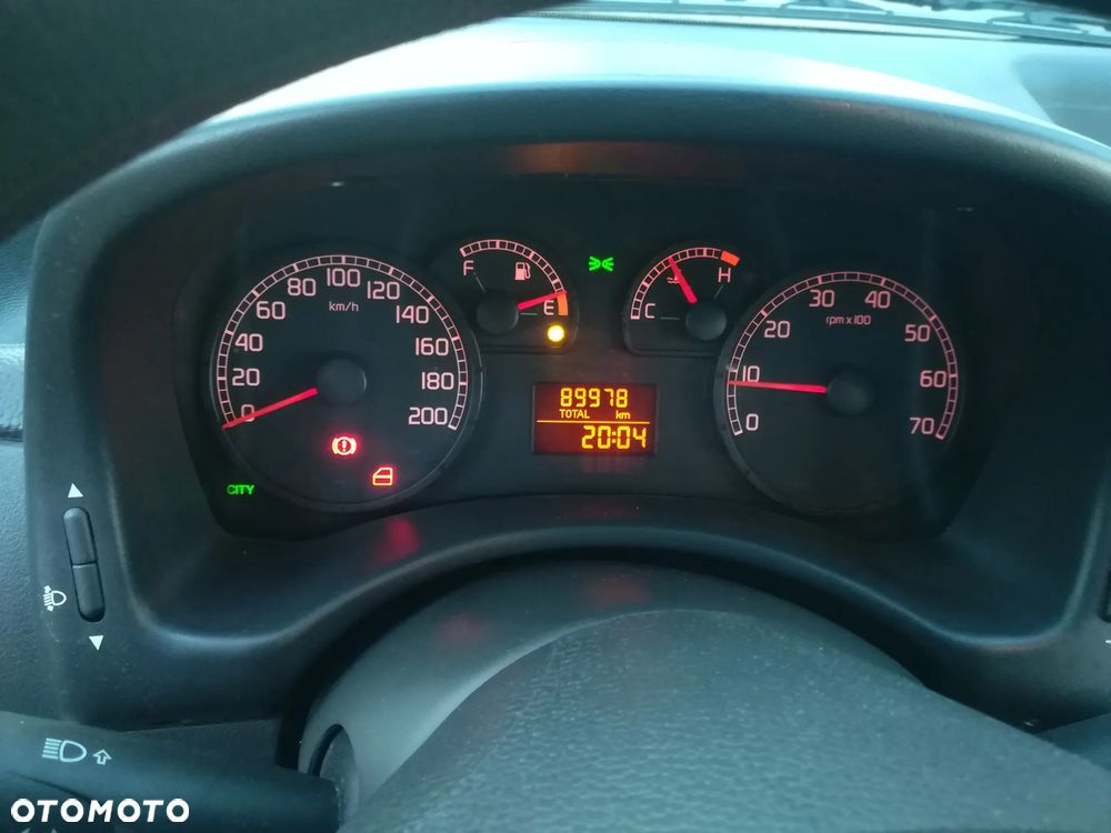 Fiat Punto 1.2 8V Active - 15