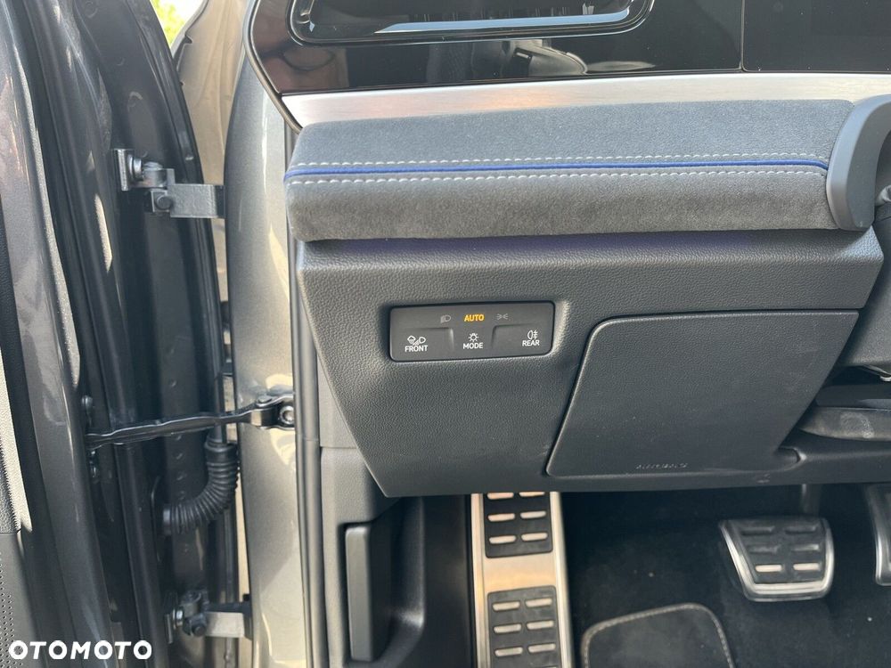 Volkswagen Passat - 30