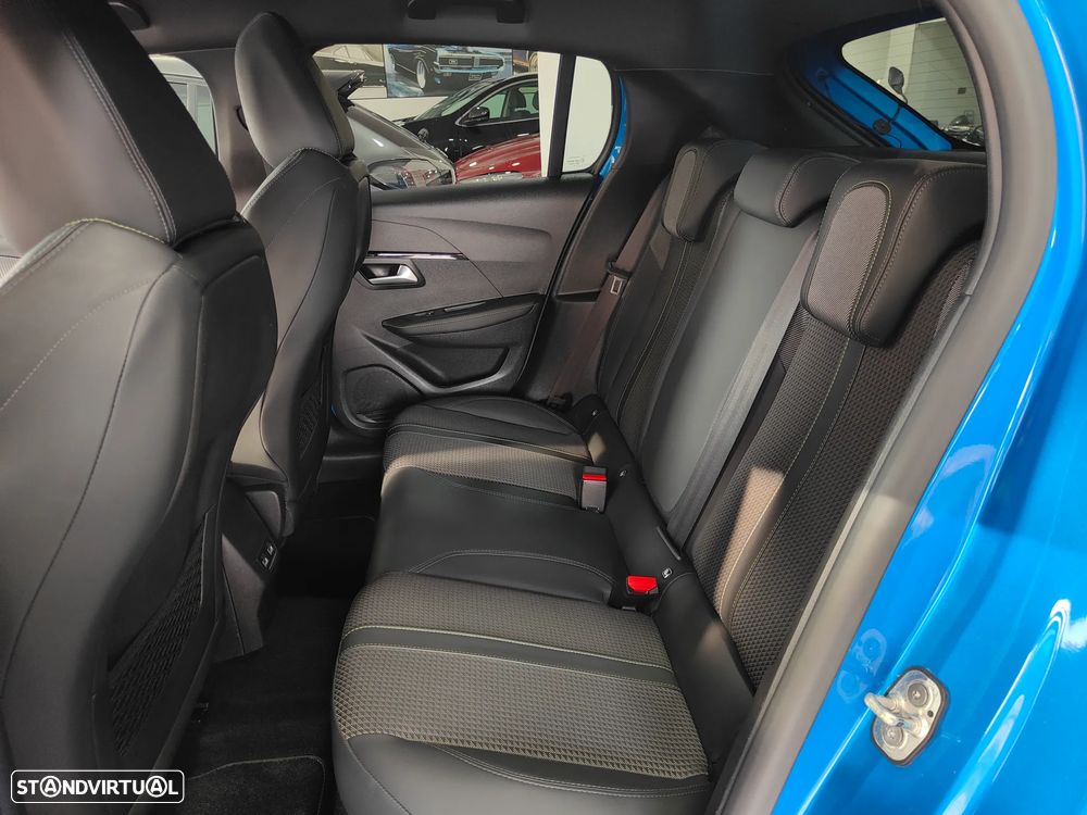 Peugeot 208 1.2 PureTech GT Line EAT8 - 33