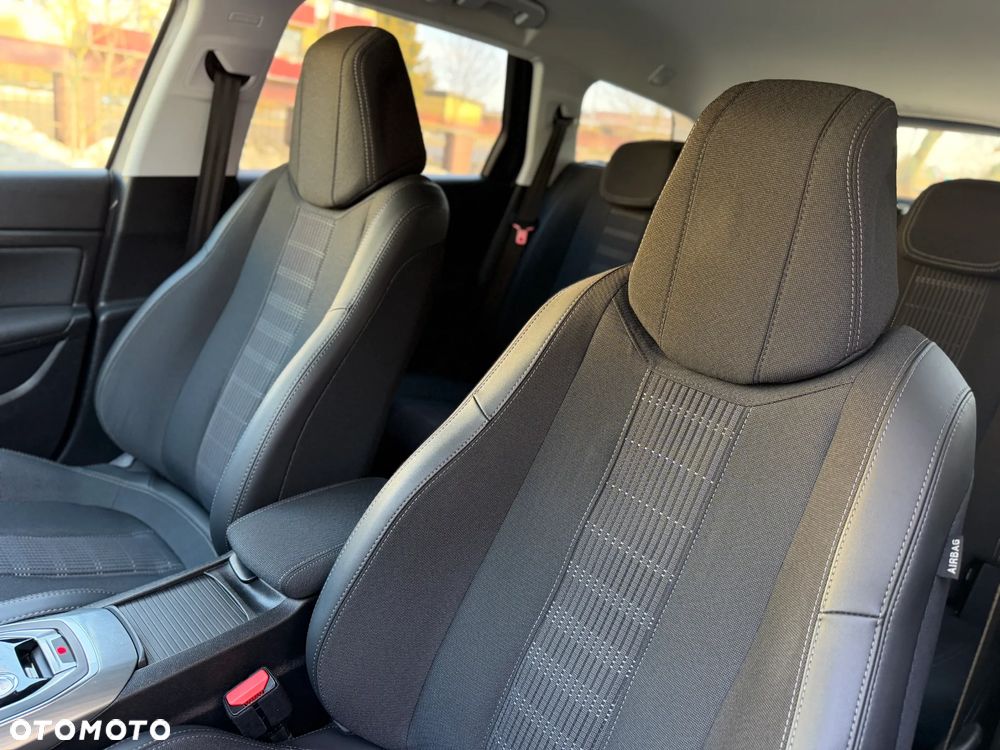 Peugeot 308 1.2 PureTech Allure S&S - 25