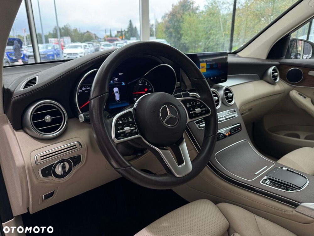 Mercedes-Benz GLC - 8