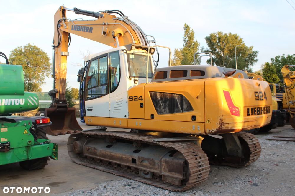 Liebherr R 924 LC z Niemiec - 2