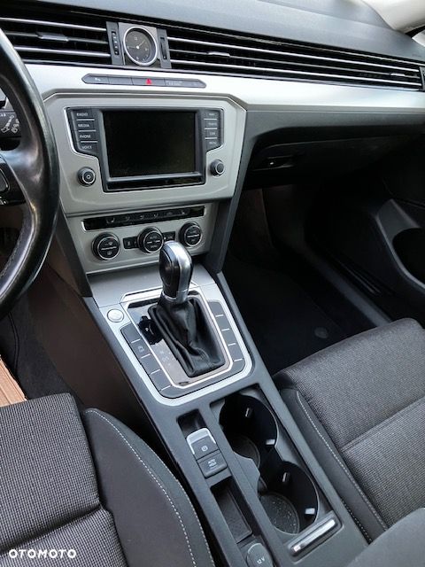 Volkswagen Passat 2.0 TDI BMT Comfortline DSG - 13