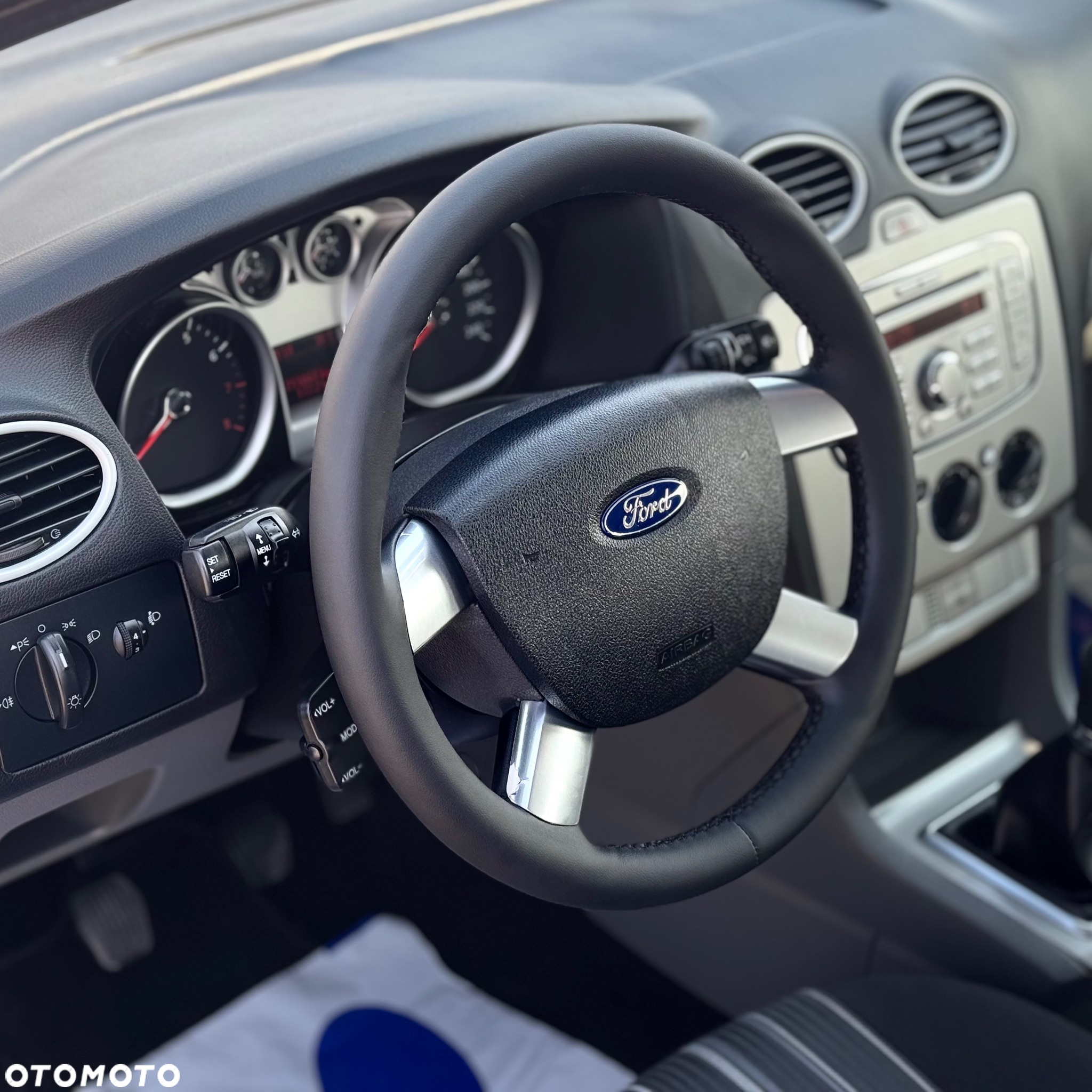 Ford Focus - 13
