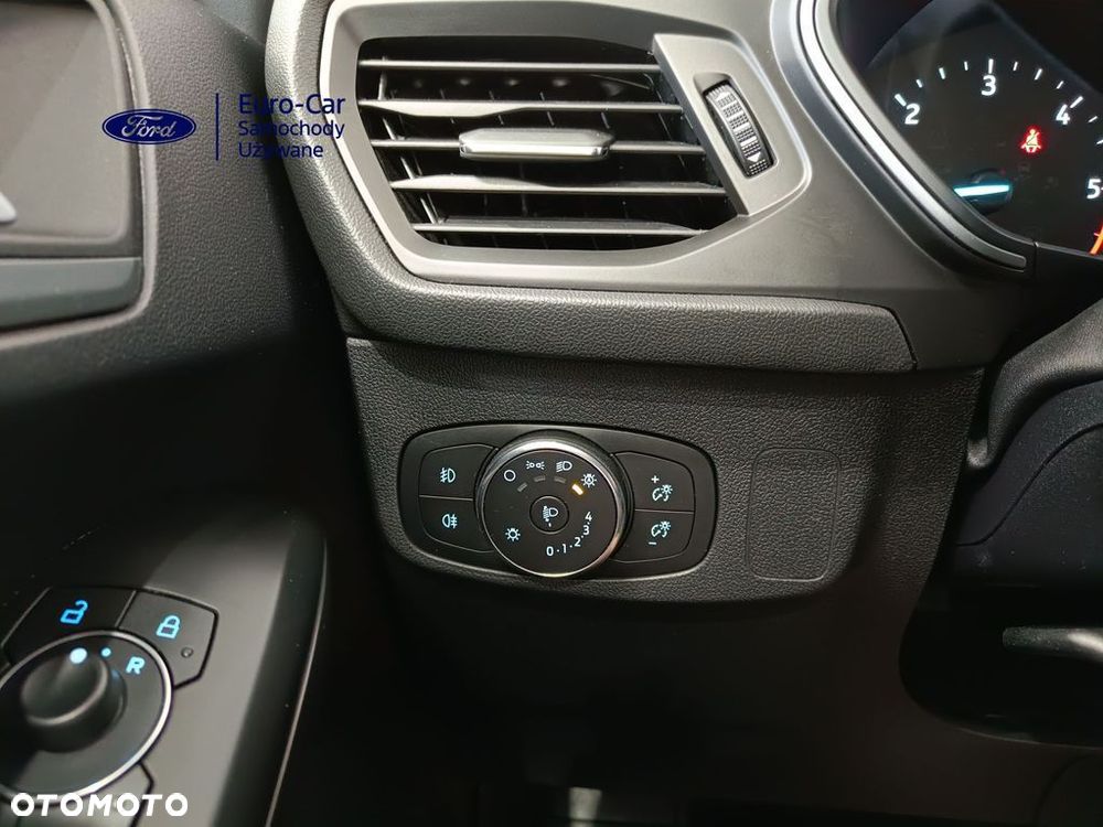 Ford Focus 1.5 EcoBlue Start-Stopp-System TITANIUM - 29