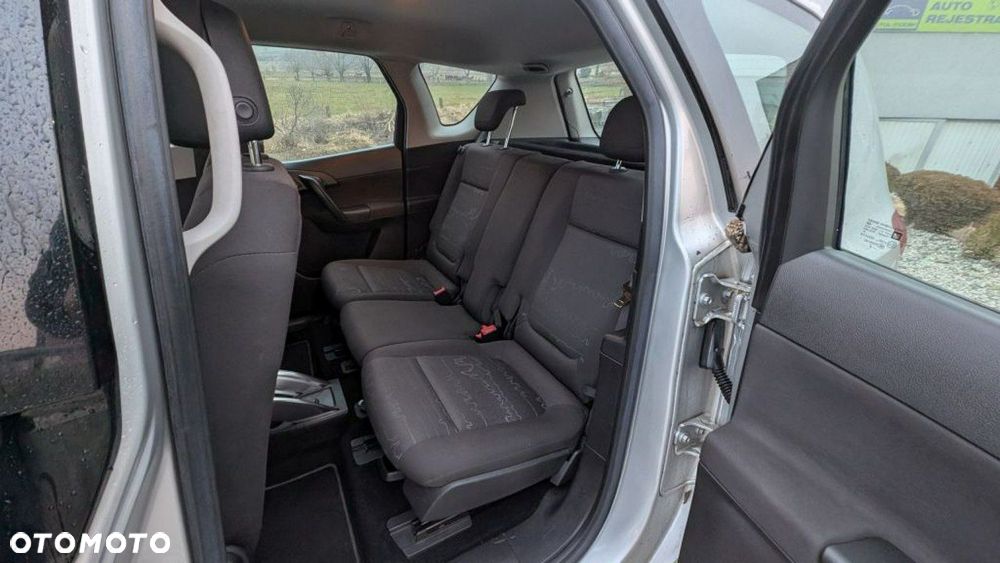 Opel Meriva - 8