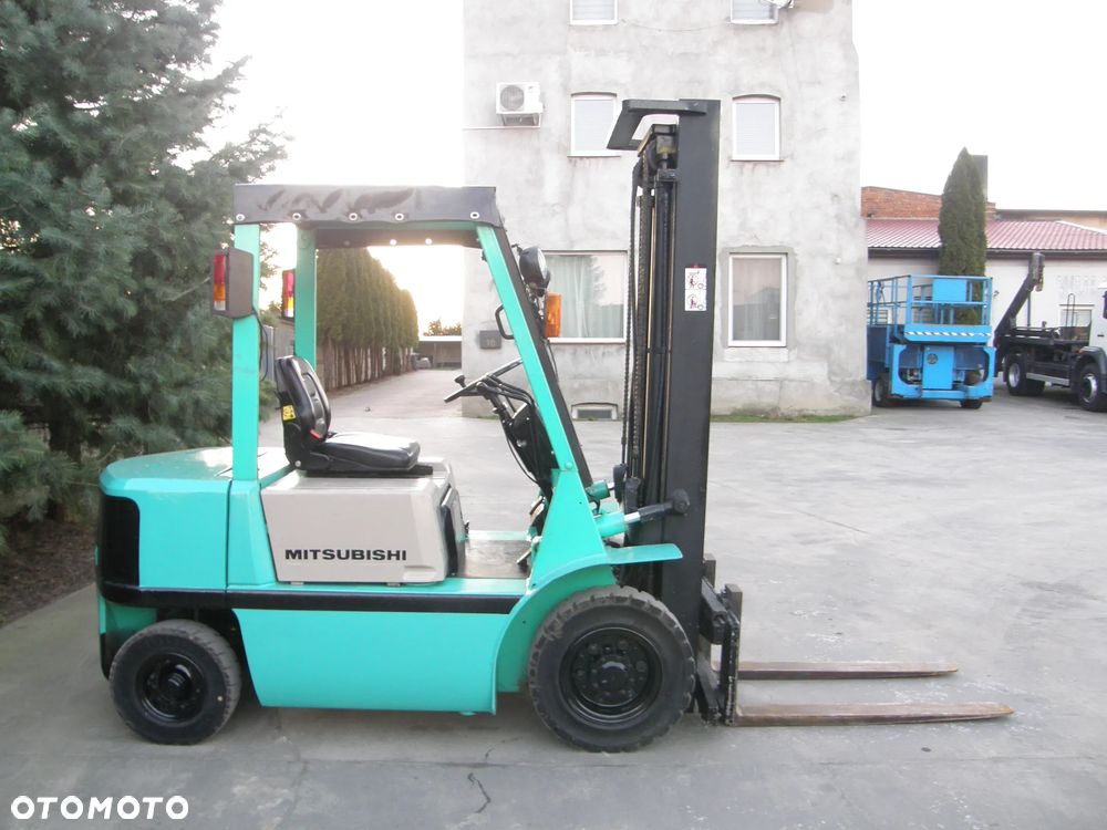 Mitsubishi FD25 DIESEL przesuw wózek widłowy z Niemiec - 3