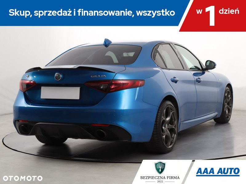 Alfa Romeo Giulia - 6