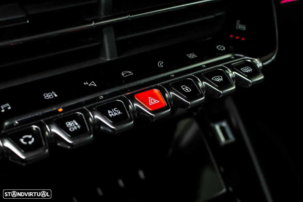 Peugeot 208 1.2 PureTech GT - 22