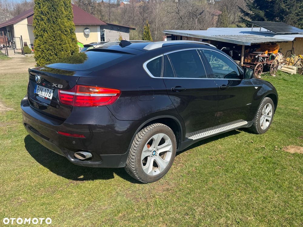 BMW X6 xDrive40d - 12