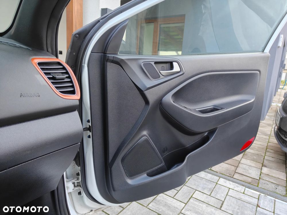 Hyundai i20 1.4 Premium - 9