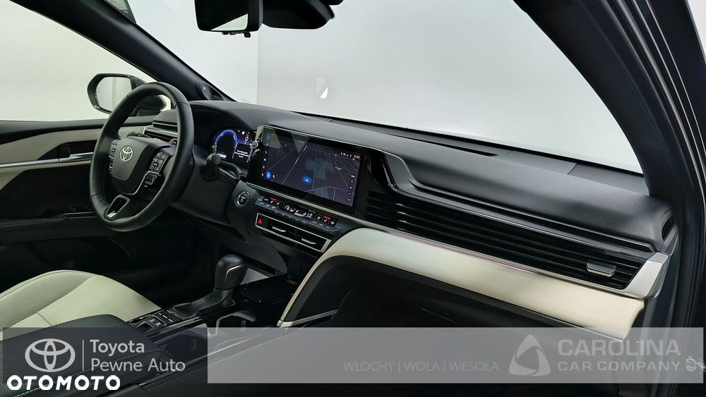 Toyota Camry - 9