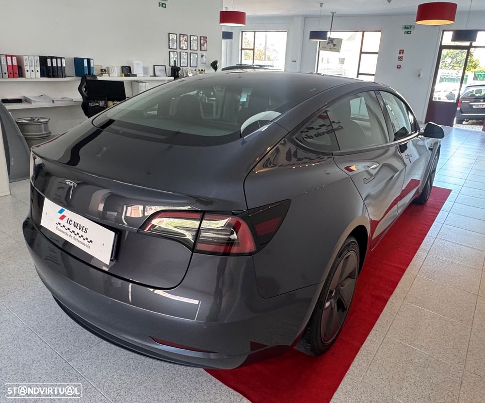 Tesla Model 3 Long Range Tração Traseira - 8