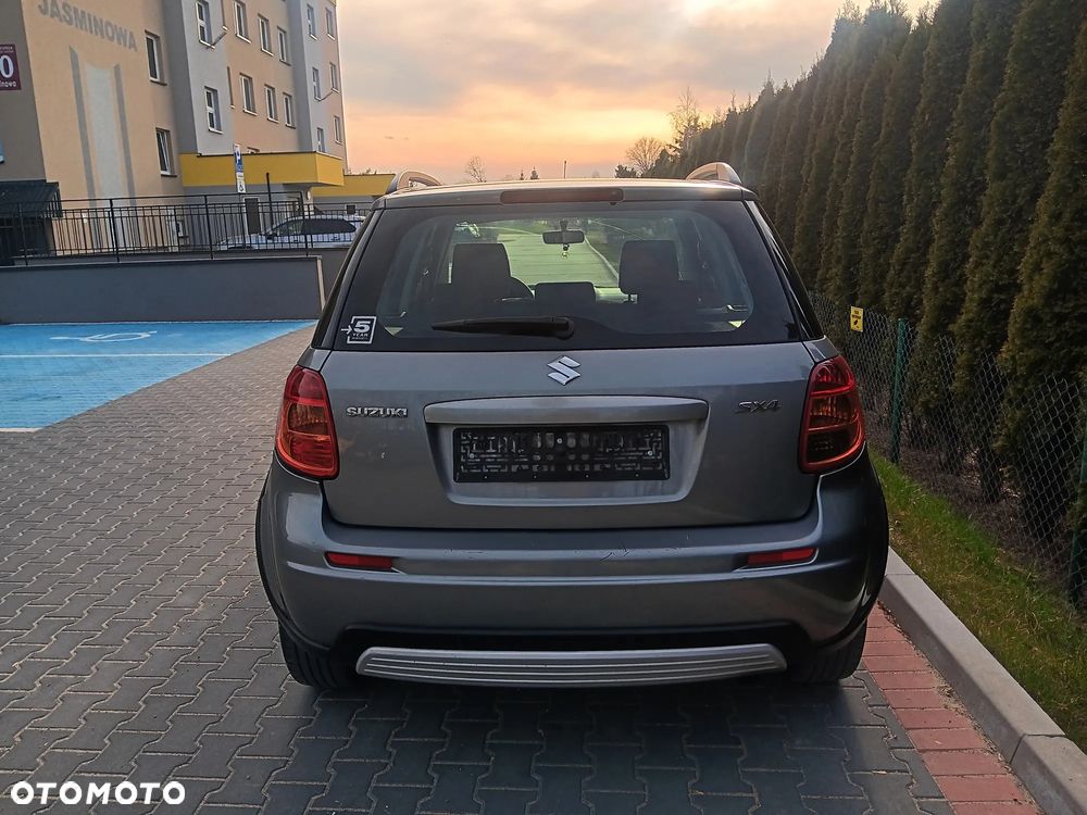 Suzuki SX4 - 5