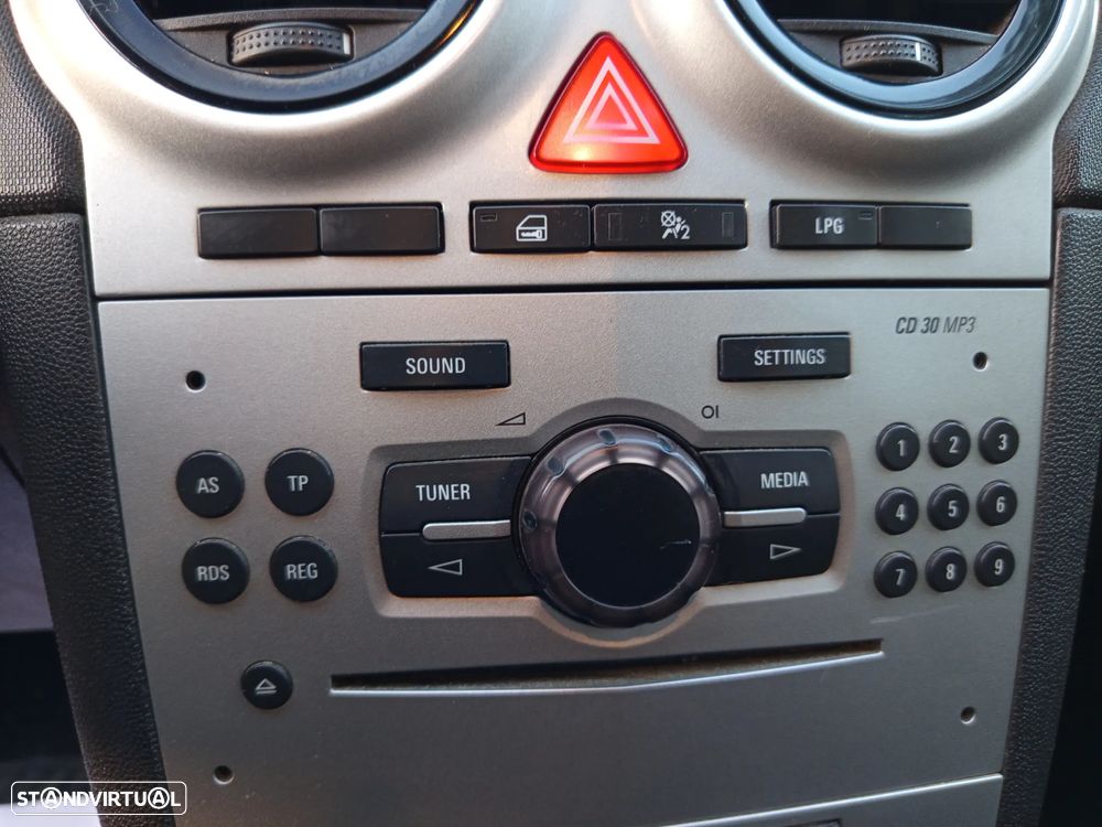 Opel Corsa 1.2 Enjoy FlexFuel - 14