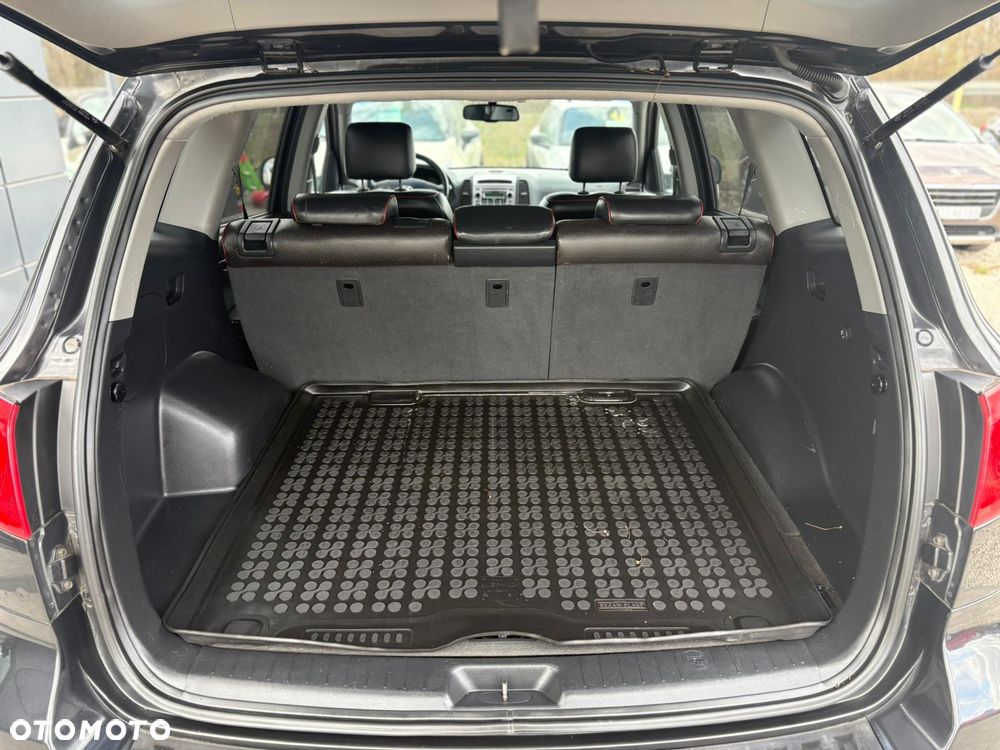 Hyundai Santa Fe - 10