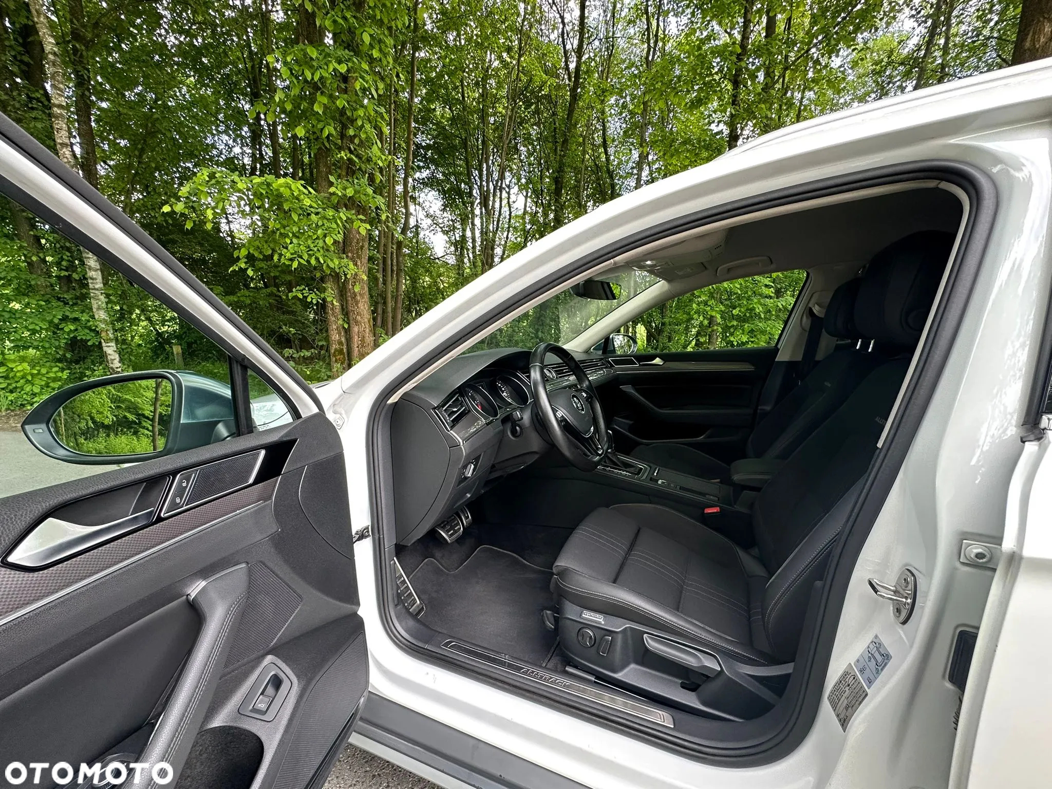 Volkswagen Passat Alltrack 2.0 TDI SCR 4Mot DSG - 14