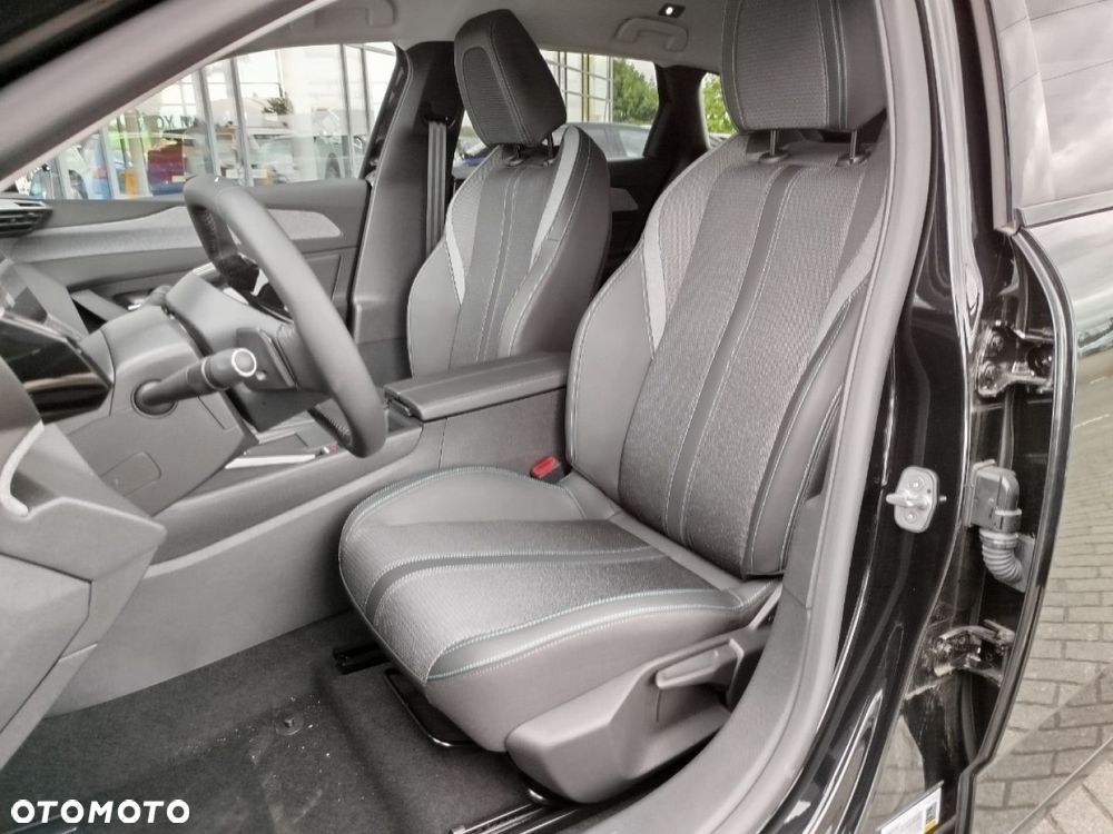 Peugeot 308 - 13