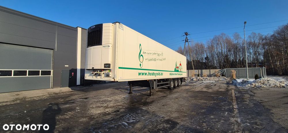 Schmitz Cargobull Chłodnia Dopplestock Uszkodzona