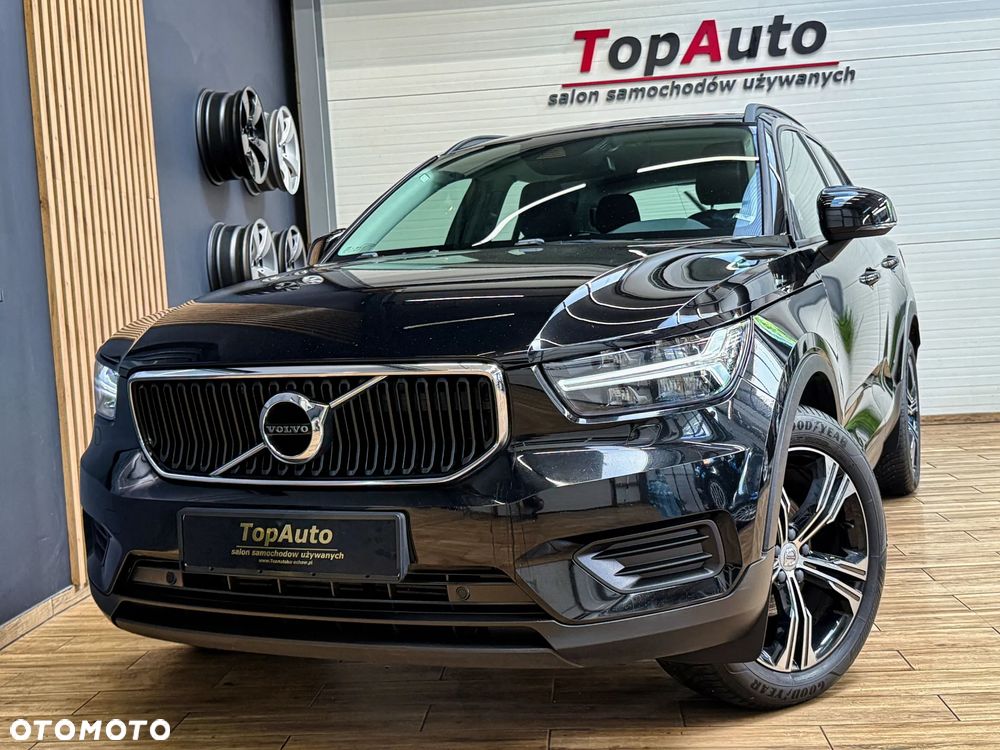 Volvo XC 40 T3 Momentum - 1