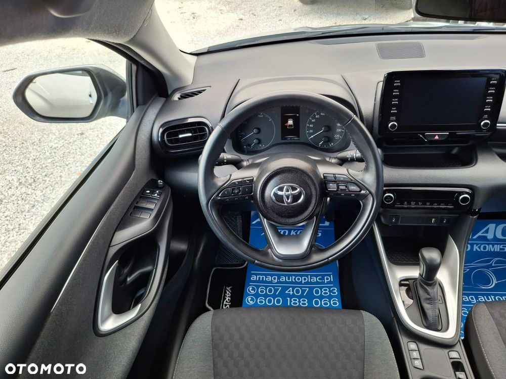 Toyota Yaris 1.5 VVT-i Luxe - 22