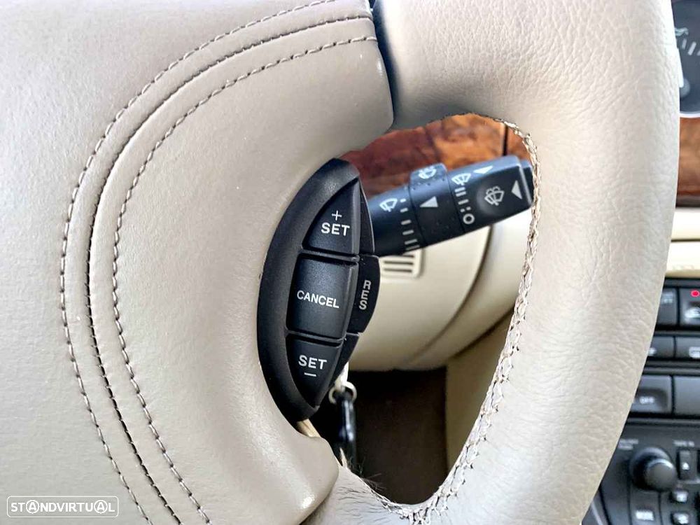 Jaguar XK XK8 4.0 Convertible Classic - 15