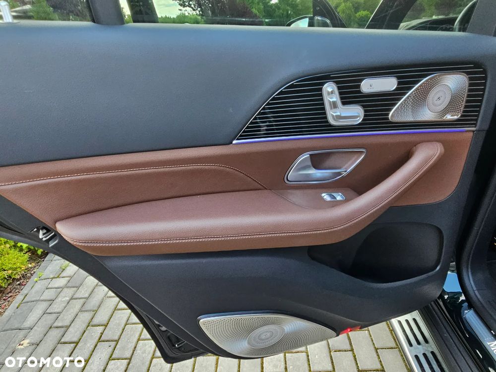 Mercedes-Benz GLS - 17