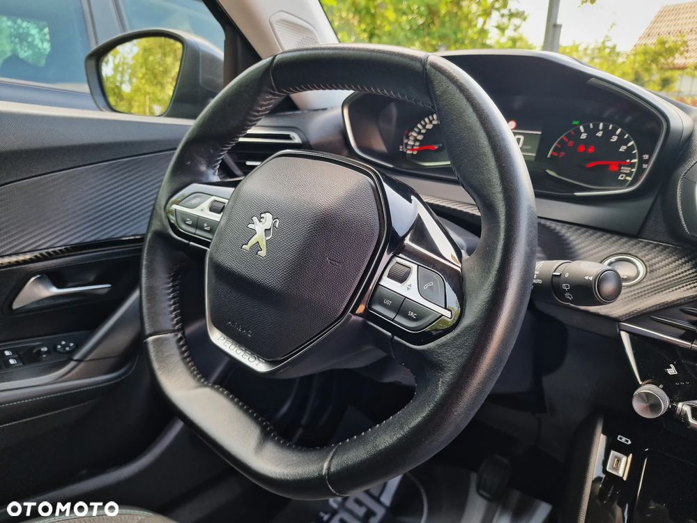 Peugeot 2008 BlueHDi 110 Allure - 33