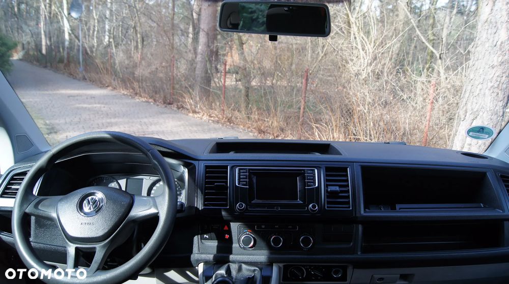 Volkswagen Transporter - 17